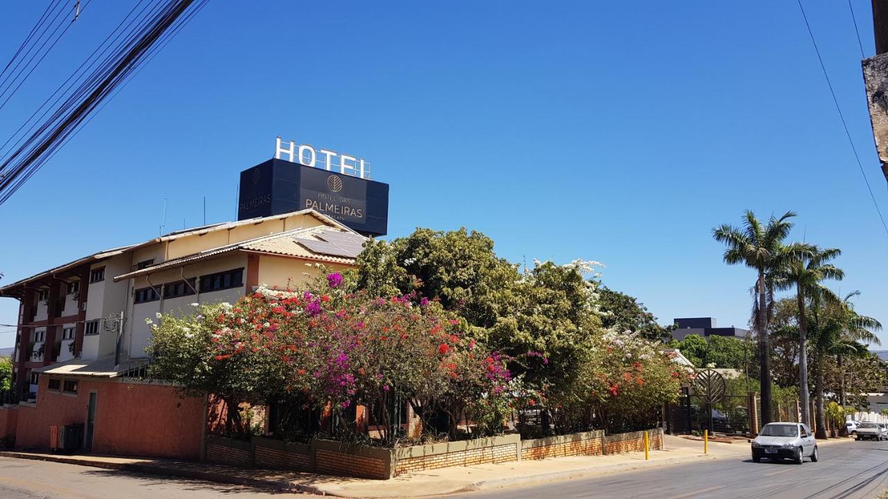 Hotel Das Palmeiras Paracatu Bagian luar foto