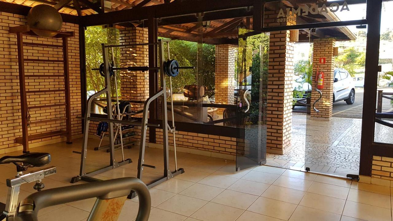 Hotel Das Palmeiras Paracatu Bagian luar foto