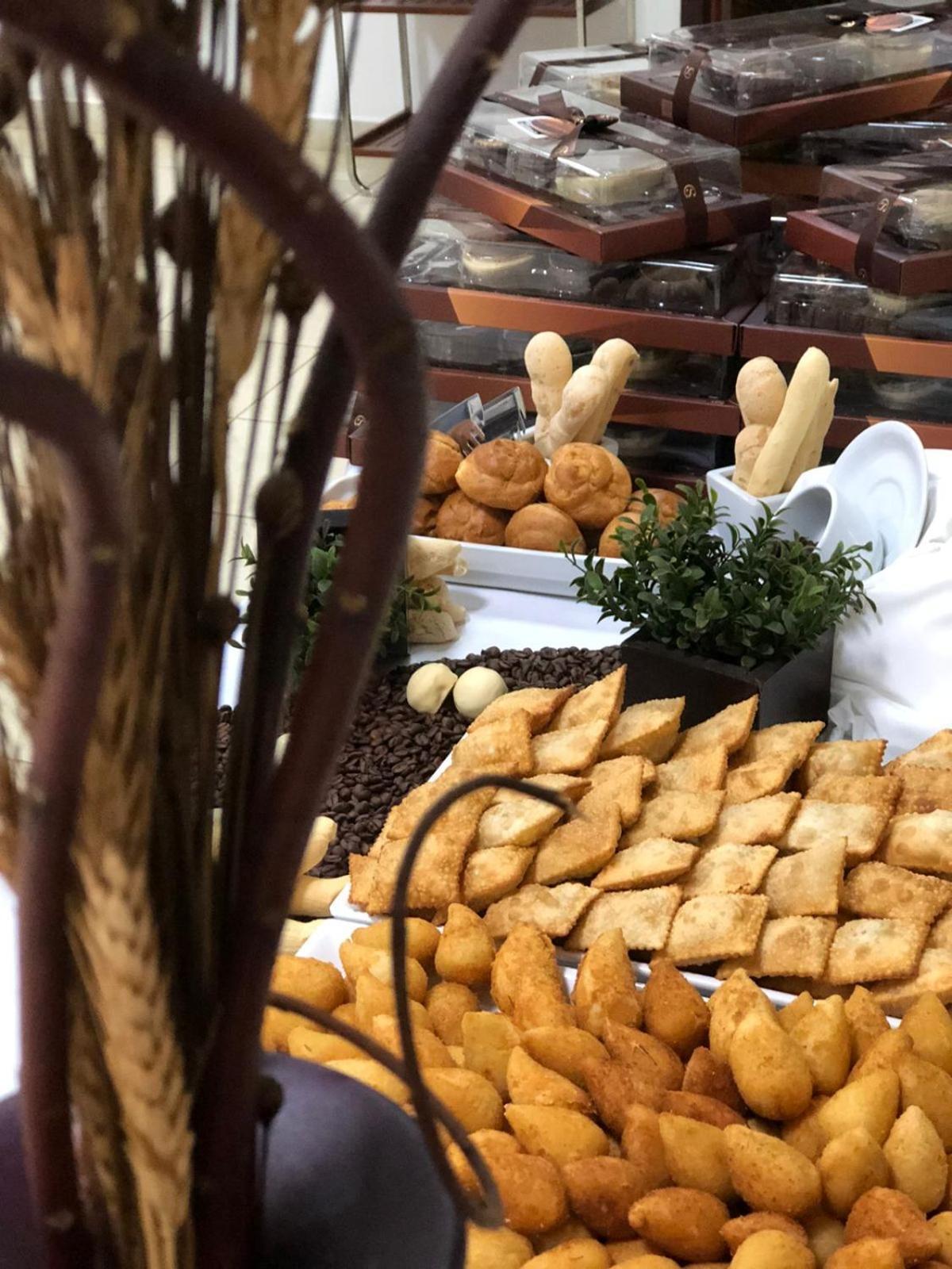 Hotel Das Palmeiras Paracatu Bagian luar foto