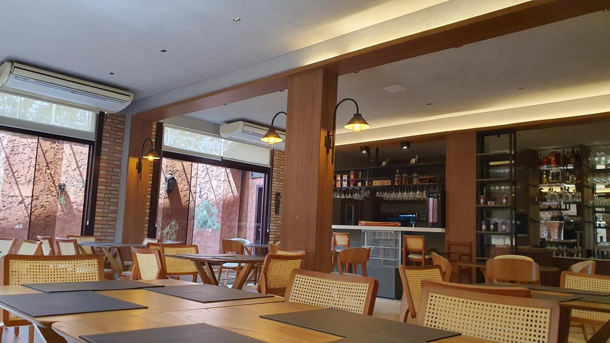 Hotel Das Palmeiras Paracatu Bagian luar foto